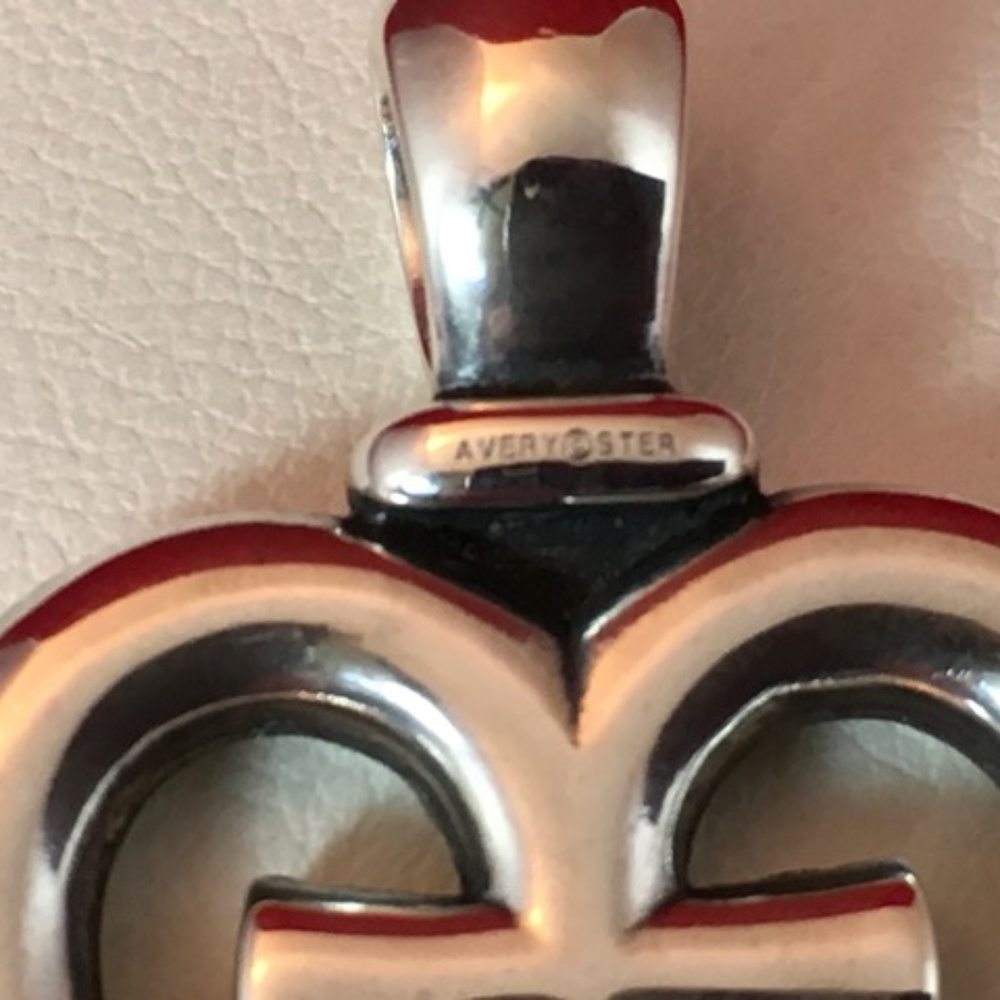 James Avery RETIRED Sterling  Heart Cross Pendant - Picture 3 of 4
